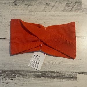 LULULEMON TWIST KNIT EAR WARMER - ORANGE LIGHTWEIGHT MERINO WOOL - COLD WINTER